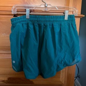 Lululemon Hotty Hots 4”